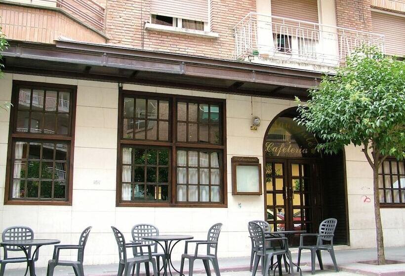 فندق Ciudad De Calahorra