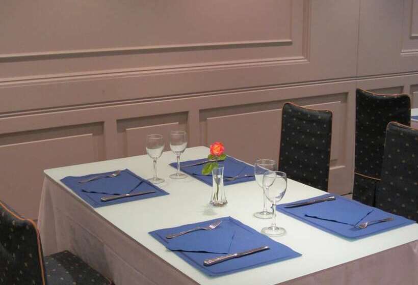 هتل Ciudad De Calahorra