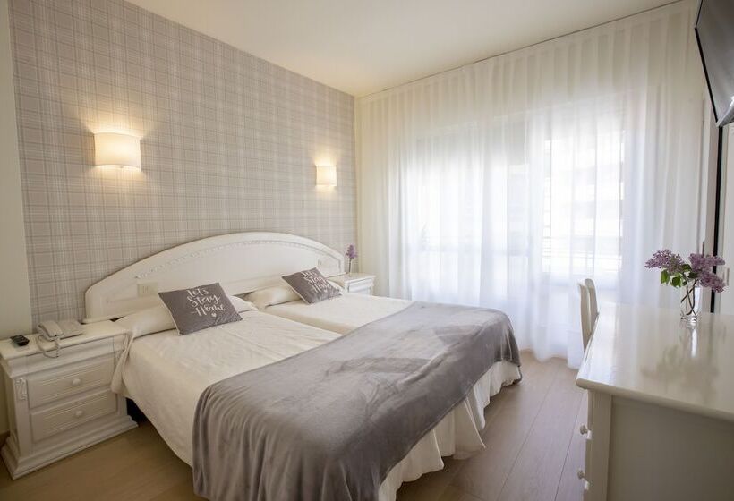 هتل Ciudad De Calahorra