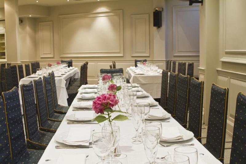 هتل Ciudad De Calahorra