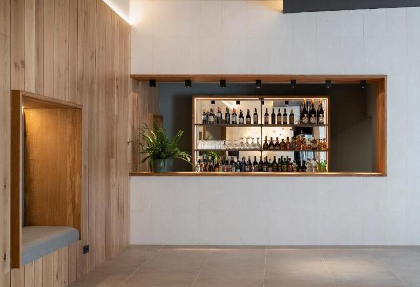 فندق Ciudad De Logrono