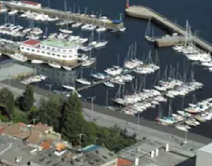 ホテル Ciudad de Vigo