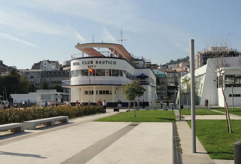 فندق Compostela Vigo
