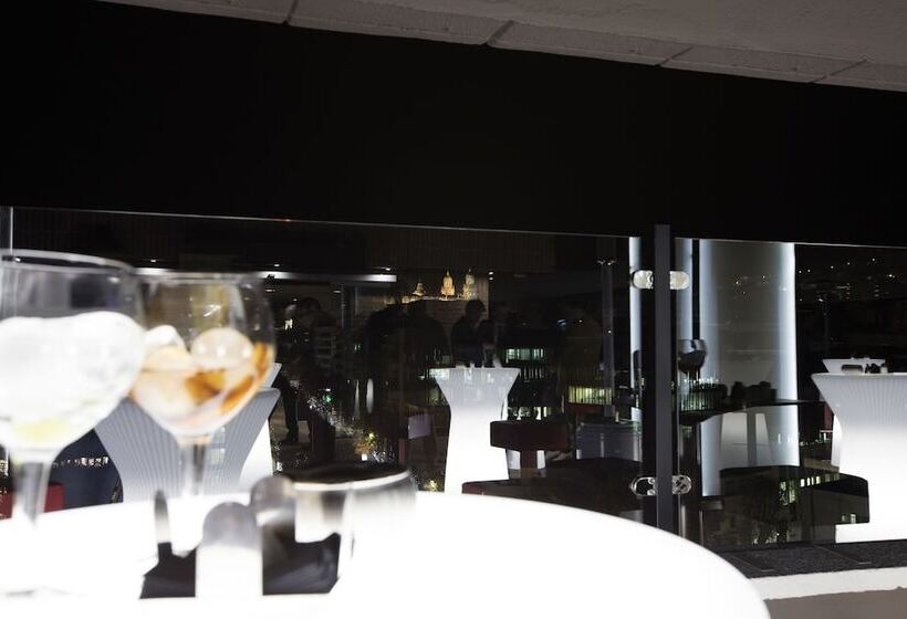 فندق Condestable Iranzo