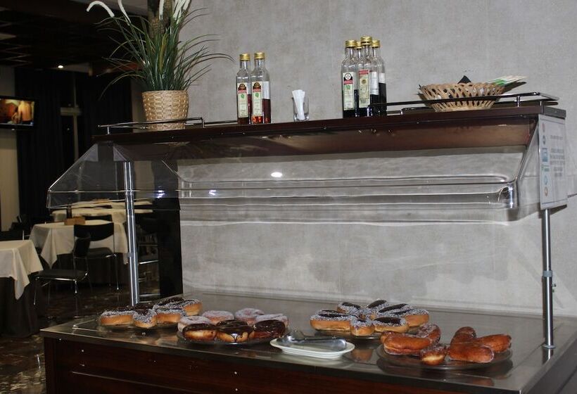 فندق Condestable Iranzo