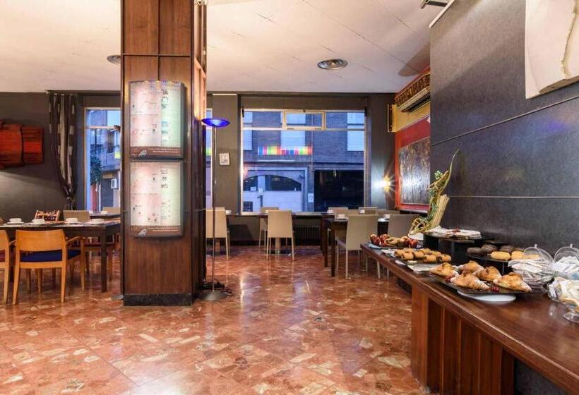 هتل Crisol Quindos