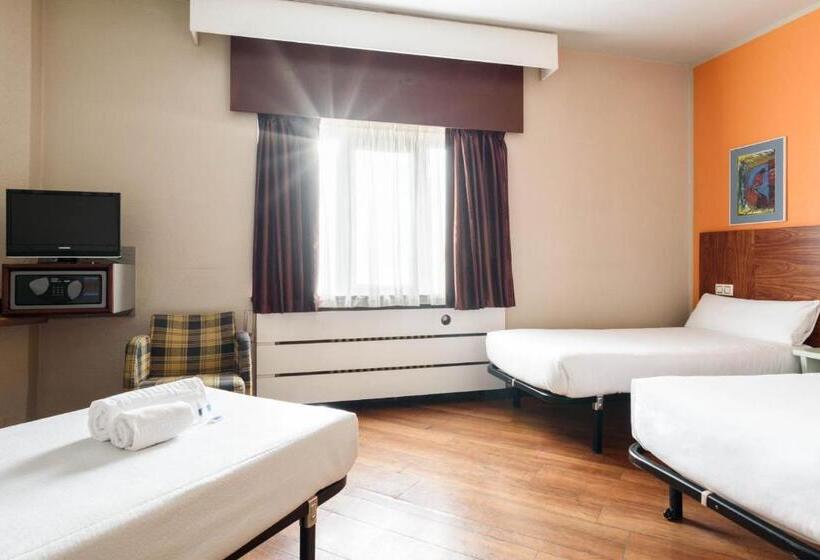 هتل Crisol Quindos