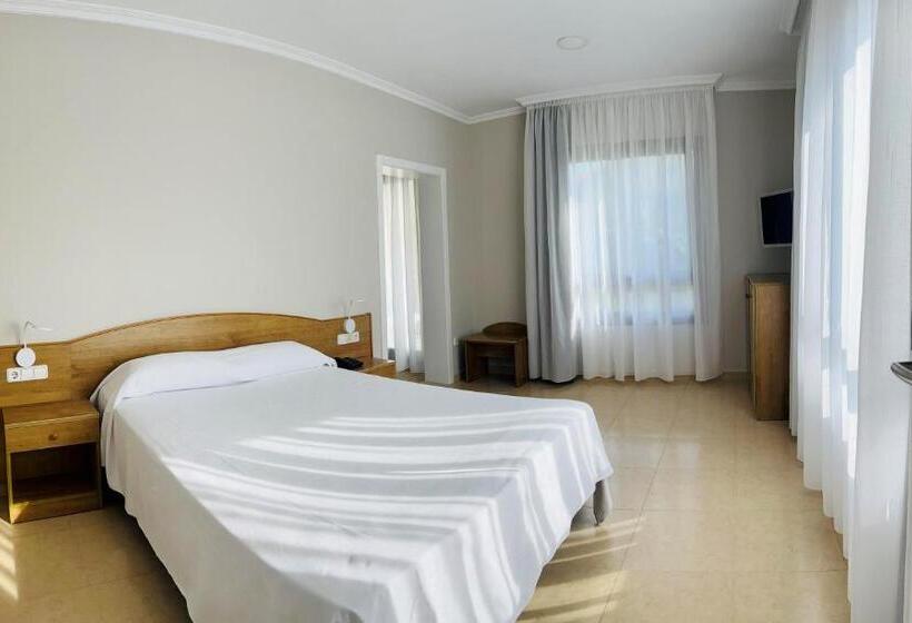 ホテル Duerming Montalvo Playa