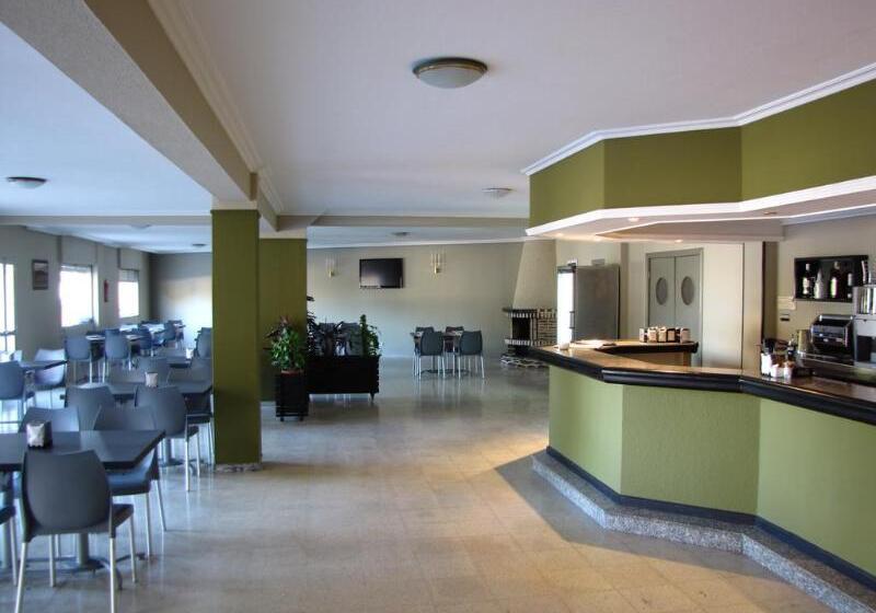 ホテル Duerming Montalvo Playa