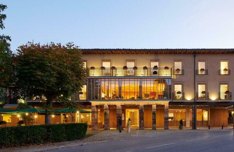 ホテル Echaurren Relais & Châteaux