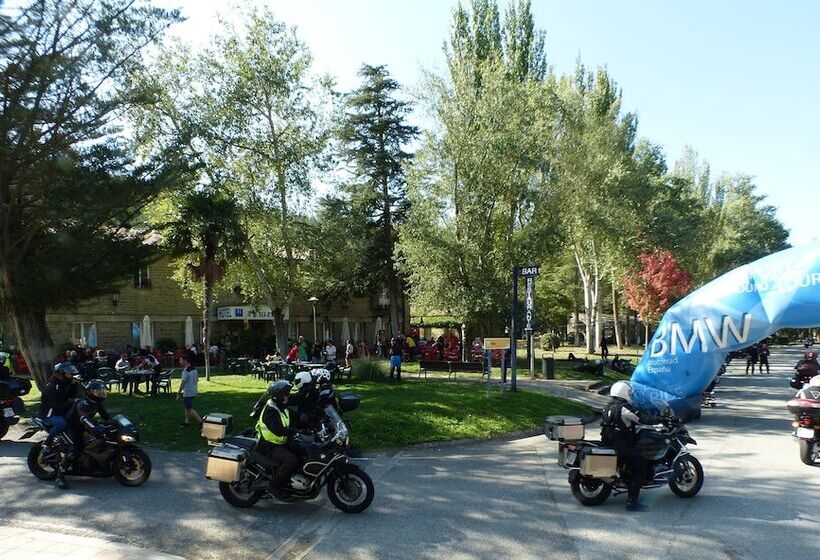 Отель El Mesón