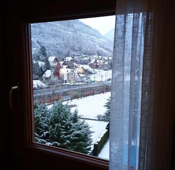 هتل Eth Solan & Spa