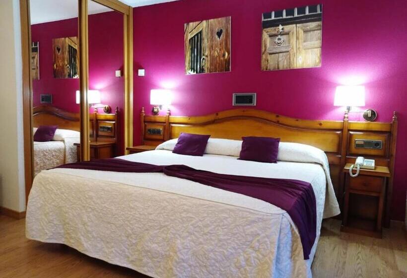 هتل Eth Solan & Spa