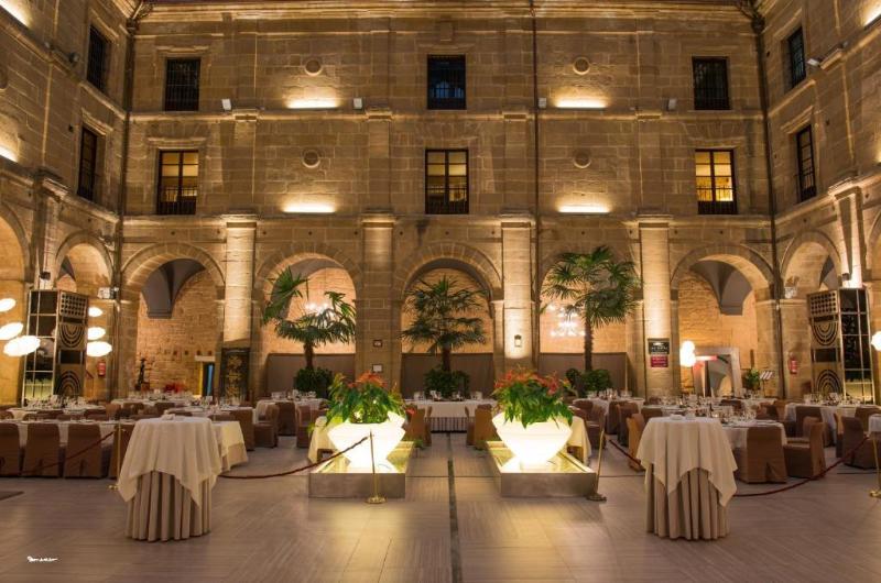 Отель Eurostars Los Agustinos