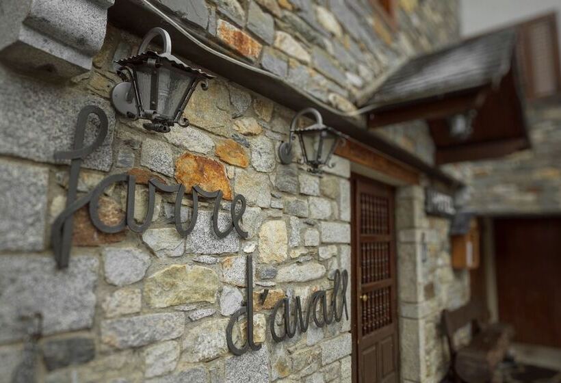 ホテル Farré D'avall