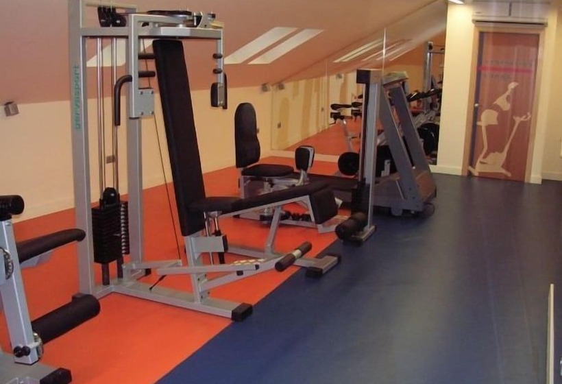 فندق Francisco Ii