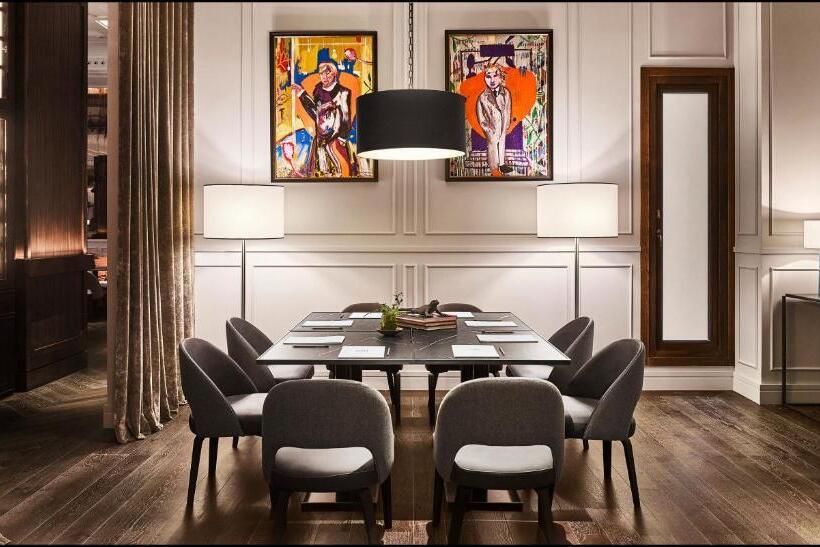 Gran Hotel Inglés, The Leading Hotels of The World