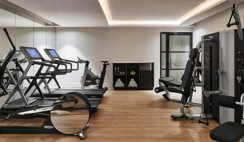 Gran Hotel Inglés, The Leading Hotels of The World