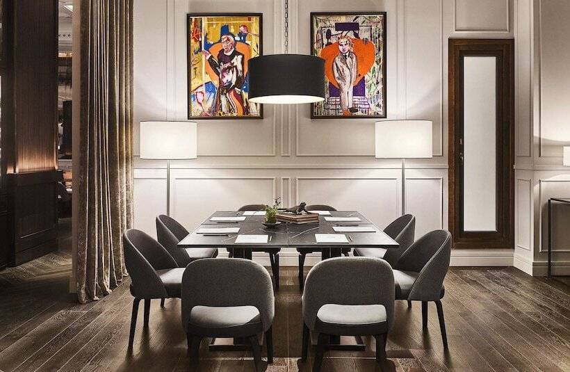 Gran Hotel Inglés, The Leading Hotels of The World