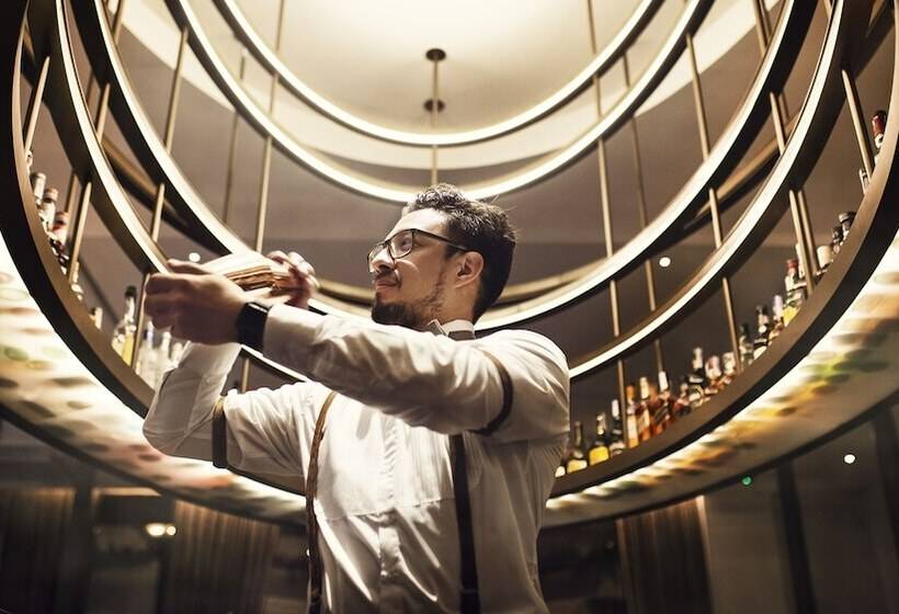 Gran Hotel Inglés, The Leading Hotels of The World