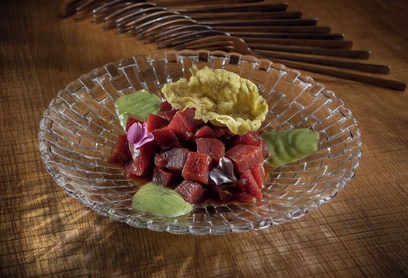 Gran Hotel Inglés, The Leading Hotels of The World