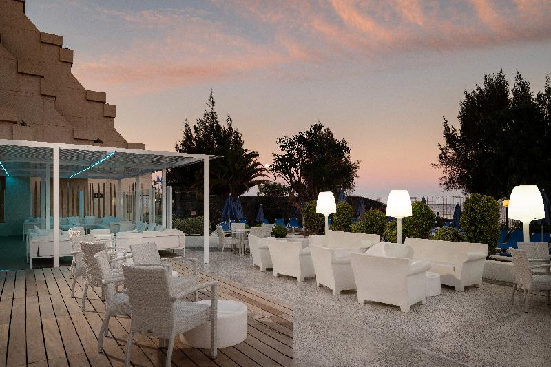 בית מלון כפרי Grand Teguise Playa