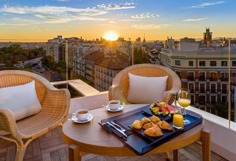 Отель H10 Puerta de Alcalá