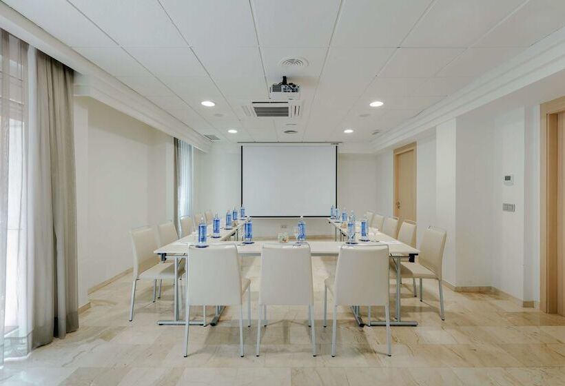 هتل Hesperia Murcia Centro