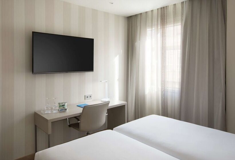 هتل Hesperia Murcia Centro