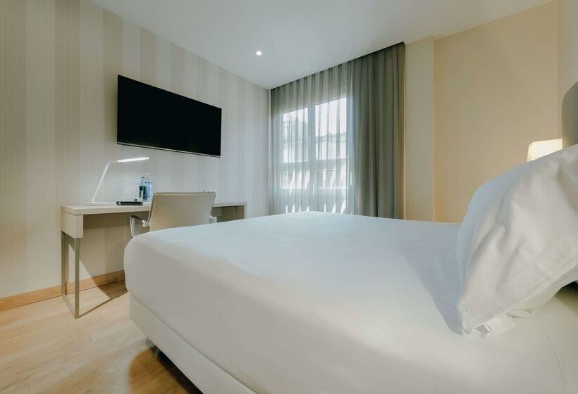 هتل Hesperia Murcia Centro