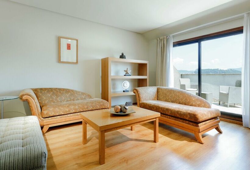 هتل Hesperia Vigo