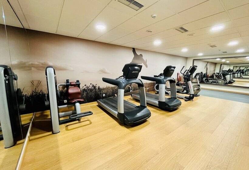 هتل Hesperia Vigo