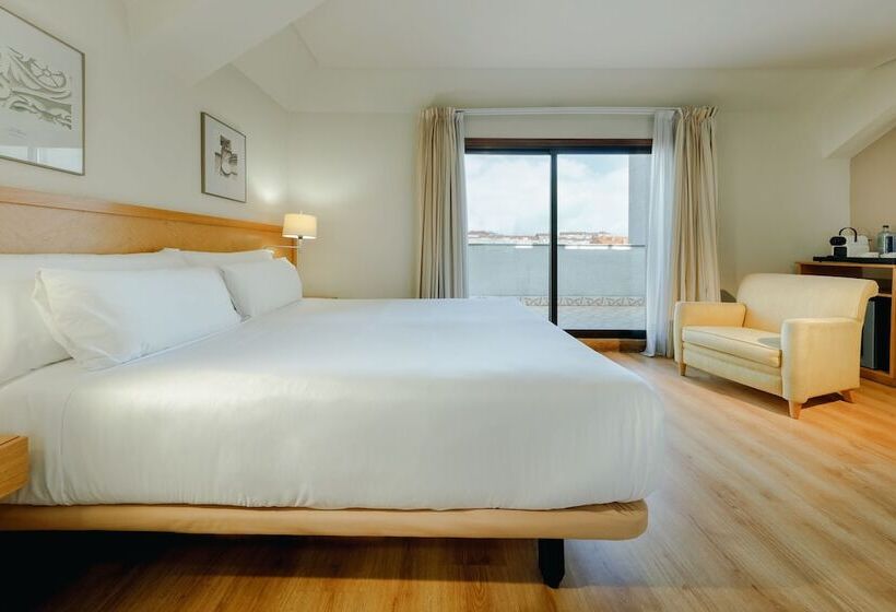 هتل Hesperia Vigo