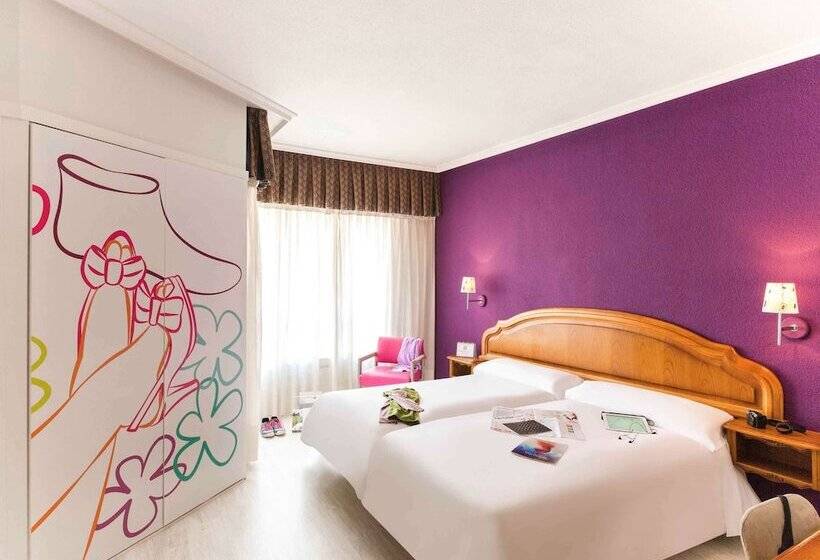 هتل Ibis Styles La Rioja Arnedo