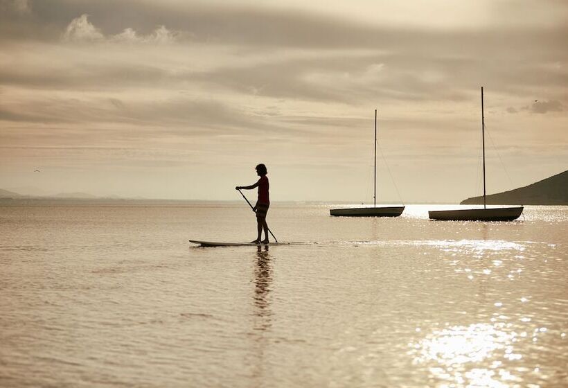 فندق Izán Cavanna