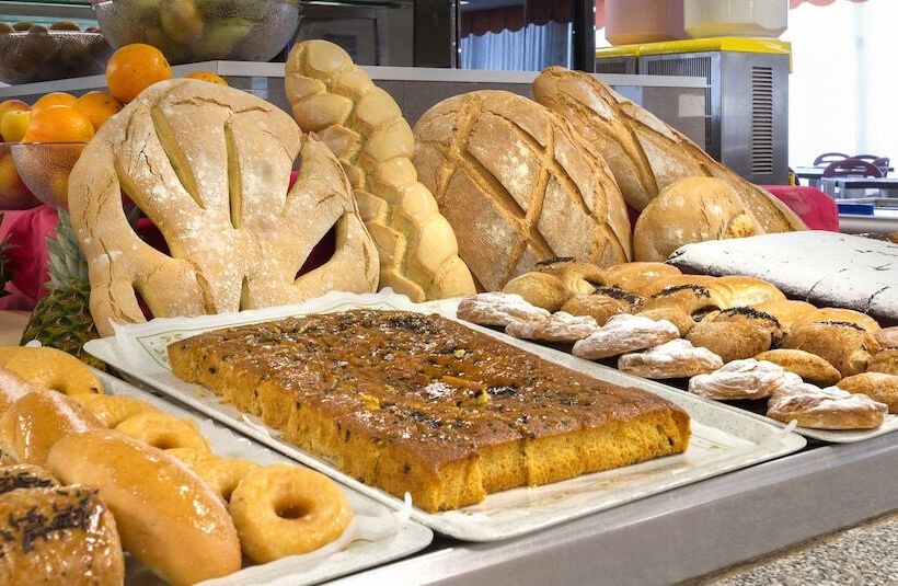 فندق Izán Cavanna