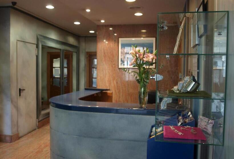 فندق La Anunciada