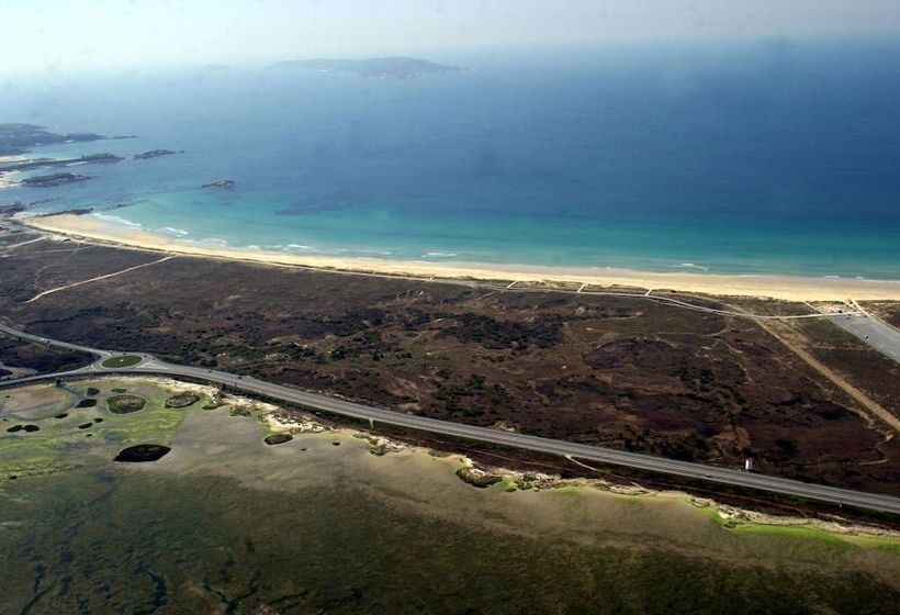 בית מלון כפרי La Noyesa  Superior