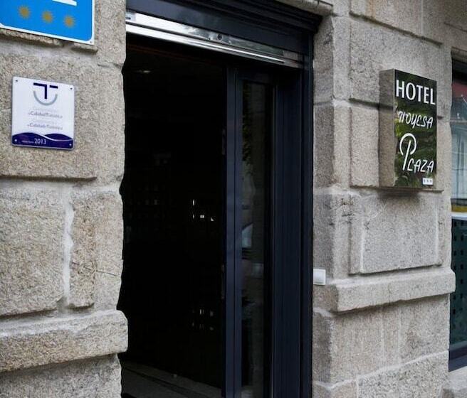 هتل La Noyesa  Superior