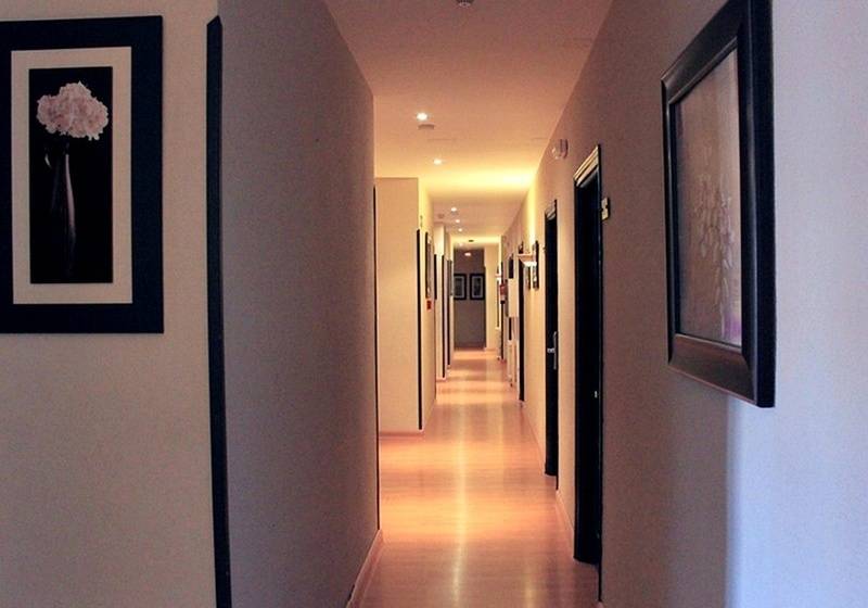 ホテル Las Estrellas