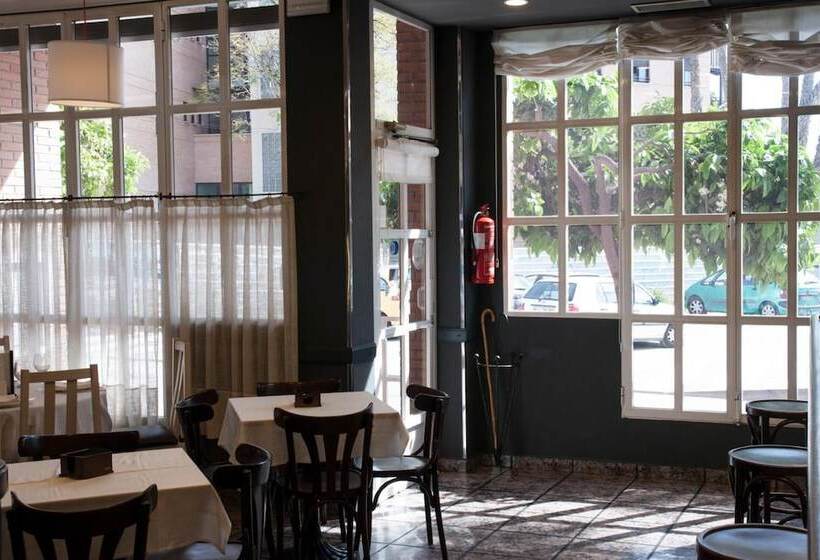 فندق Los Bartolos