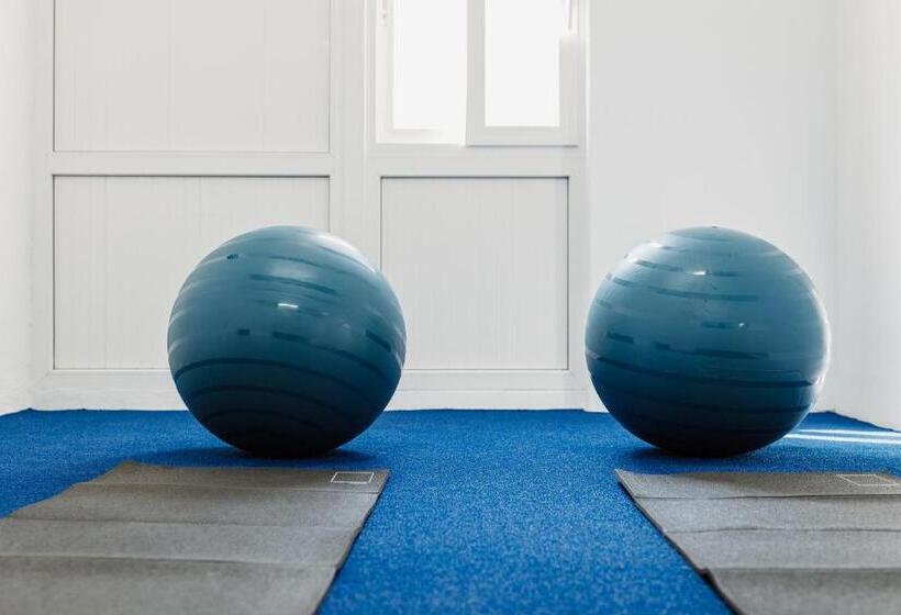 Отель Los Delfines