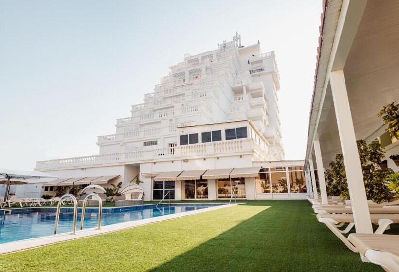 Отель Los Delfines