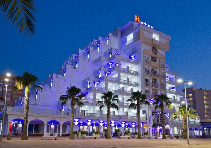 Отель Los Delfines