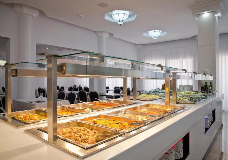 Отель Los Delfines