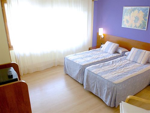 Отель Lur Gorri