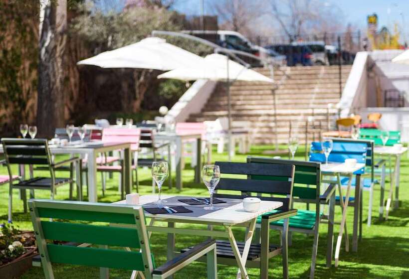 هتل Madrid Alameda Aeropuerto, Affiliated By Meliá