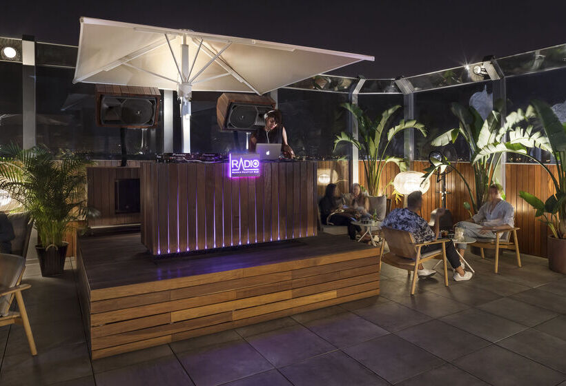 هتل Me Madrid Reina Victoria By Meliá