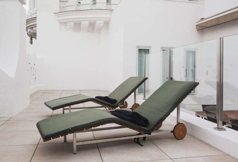 هتل Me Madrid Reina Victoria By Meliá