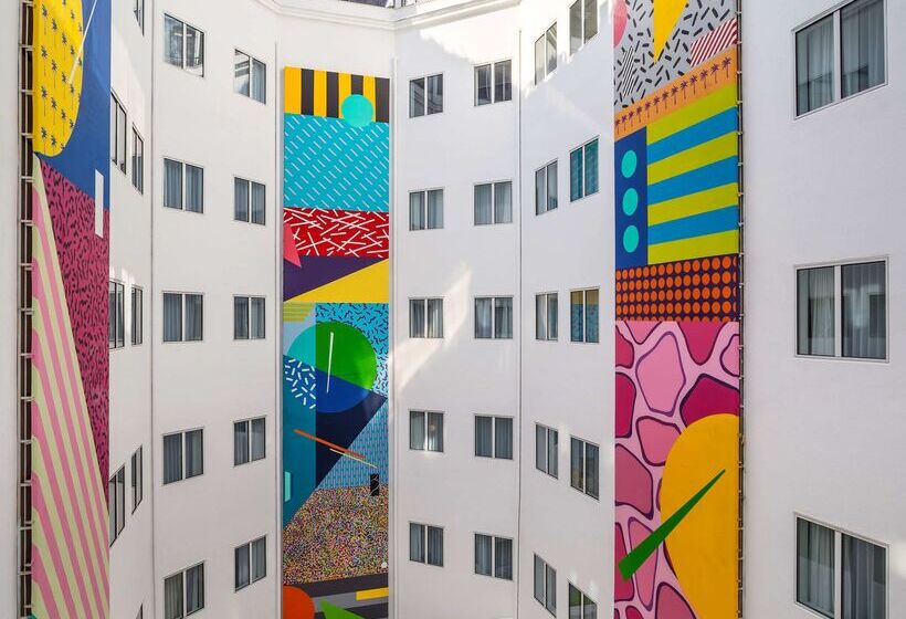 هتل Me Madrid Reina Victoria By Meliá